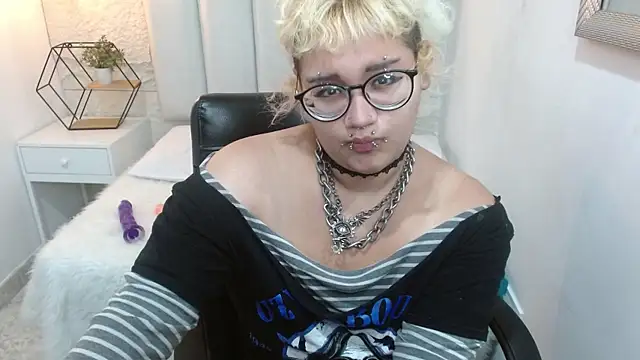 Živý XXX chat Echypyon_