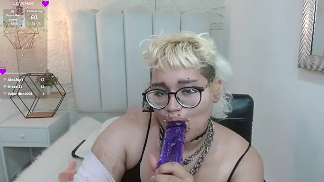 Echypyon_ – webcam-show
