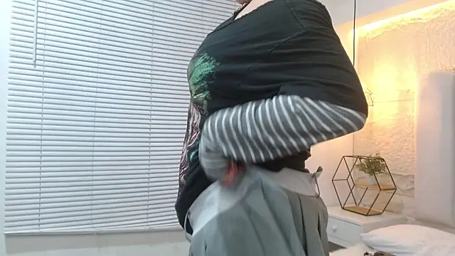 Echypyon_'s Live XXX Chat