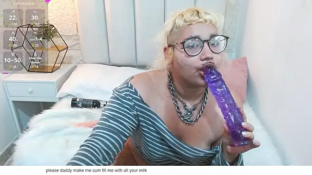 Echypyon_'s Webcam Show