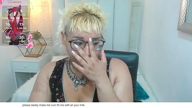 Chat XXX en directo de Echypyon_