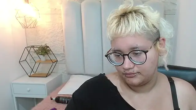 Echypyon_ Chat XXX live