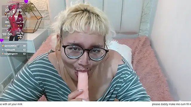 Czat XXX na żywo – Echypyon_