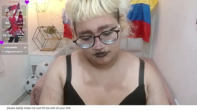Echypyon_'s Live XXX Chat