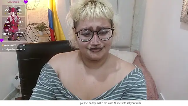 Echypyon_'s Live XXX Chat
