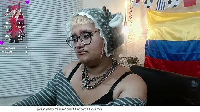 Chat +18 de Echypyon_ ao vivo