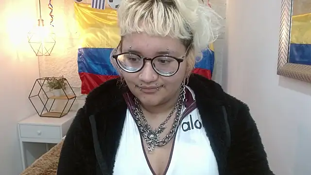 Chat XXX ao vivo de Echypyon_