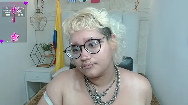 Echypyon_ Live XXX-chat