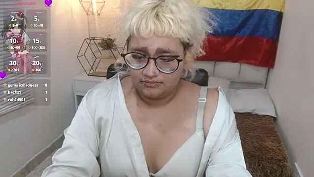 XXX chat uživo modela Echypyon_