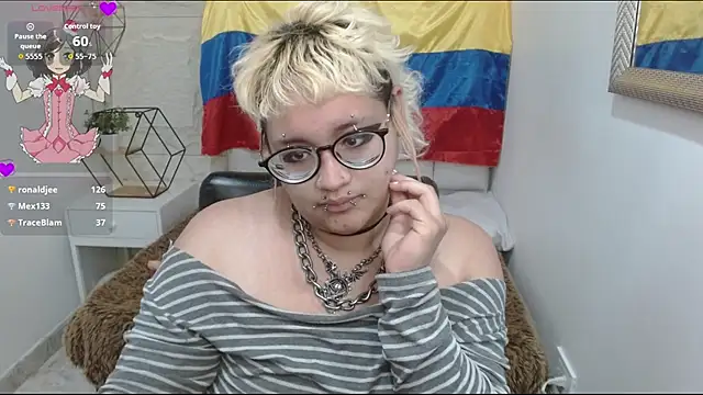 Chat +18 de Echypyon_ ao vivo