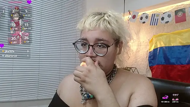 Echypyon_'s Live XXX Chat
