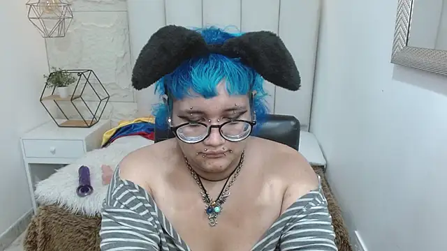 Echypyon_ Live XXX-chat
