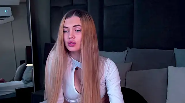 AnnaSpacey élő XXX-chatje