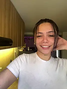 andraa_rossee Шоу с уебкамера