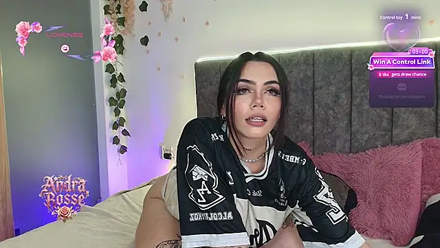 andraa_rossee's Live XXX Chat