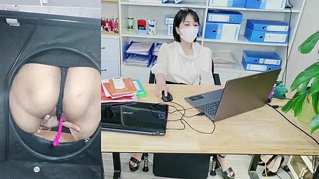 Julie-Rosee 网络视讯表演