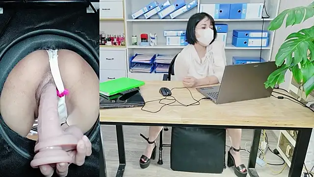 Julie-Rosee: вебкам-шоу