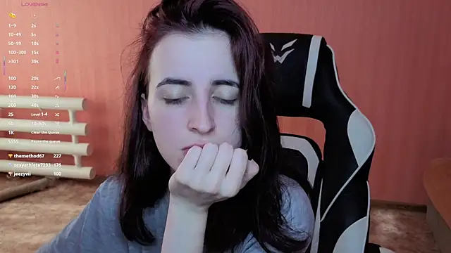 reaissss' Live XXX Chat