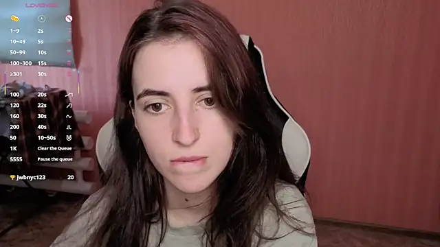 חדר צ'אט בשידור חי של reaissss
