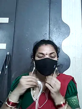 Leela_555's Webcam Show