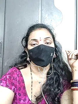 Webkamerová show Leela_555