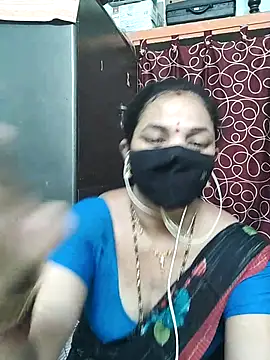 Leela_555's Webcam Show