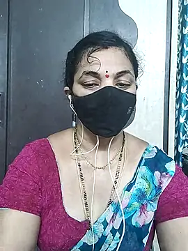 Leela_555 Show in webcam
