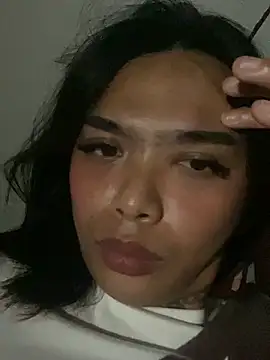 AsianFucker69xxx  在線直播表演