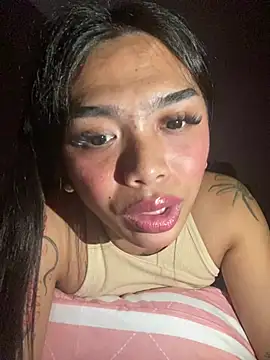 AsianFucker69xxx 网络视讯表演