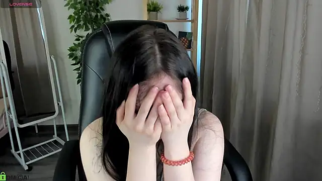 Emma-Blissa XXX чат на живо