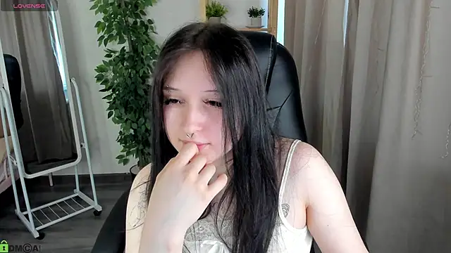 XXX chat uživo modela Emma-Blissa
