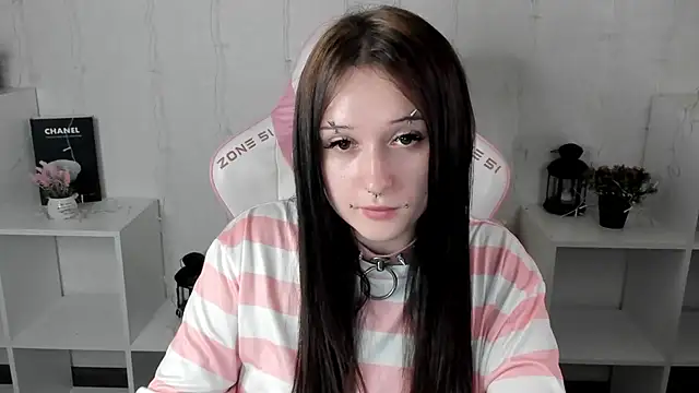 Emma-Blissan Live XXX chat
