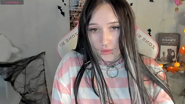 Emma-Blissa Adlı Modelin Canlı XXX Sohbeti