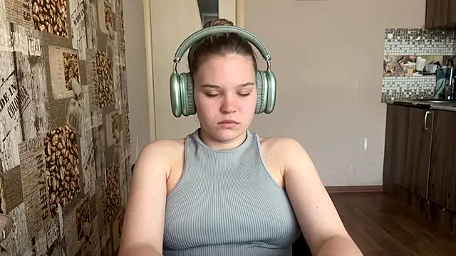 HellyRayn Webbikameraesitys