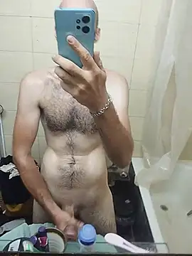 kauliaris28's Webcam Show