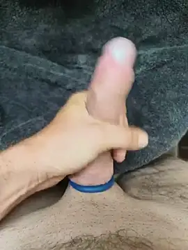 הופעת וובקאם של kauliaris28