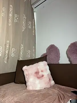 Sabrinedivinee Live chatroom