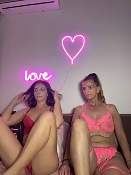 Sabrinedivinee's Live XXX Chat