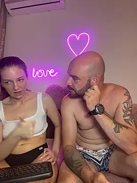 Sabrinedivinee Webcam show