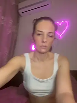 Chat +18 de Sabrinedivinee ao vivo