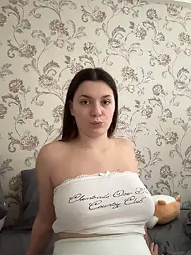 RoadToYourDreamn Live XXX chat