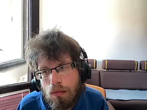 Denisko90 webkamerás műsora