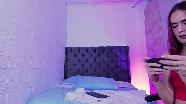 CleoFoxxx_ Show in webcam