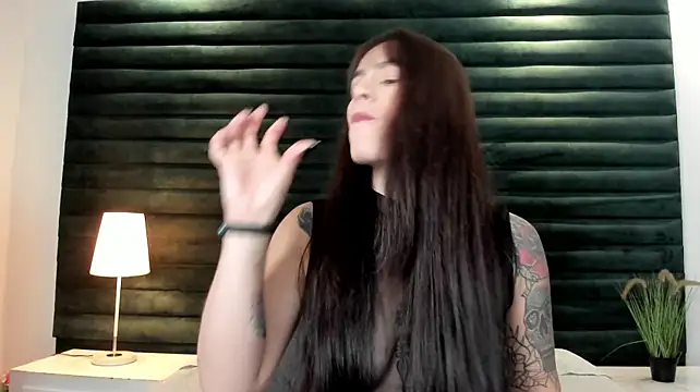 ValeryMontenegro 现场XXX聊天