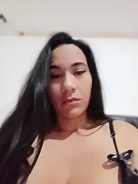 חדר צ'אט בשידור חי של alessiavixen1