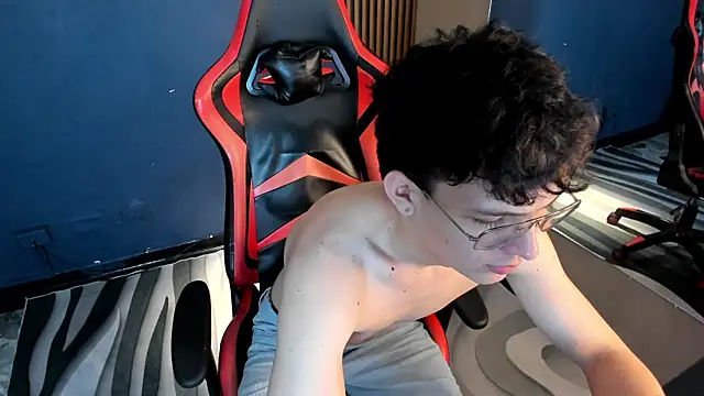 AngeloBocellii Pertunjukan Webcam