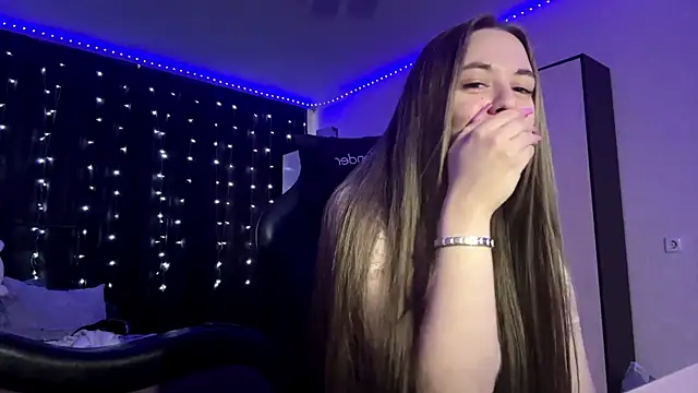 Chat XXX en directo de KrystalCarabine