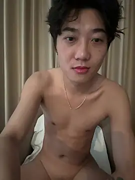 YourBadboy718 在線直播表演