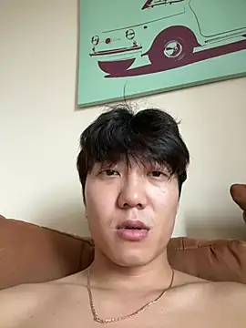 YourBadboy718 网络视讯表演