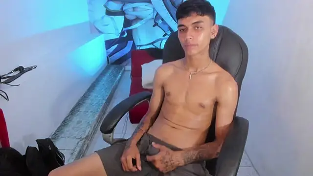 دردشة Tyger_Boyy الجنسية المباشرة